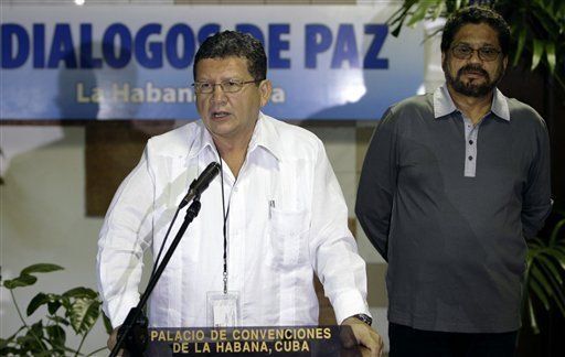 FARC suspenden negociaciones de paz en Cuba