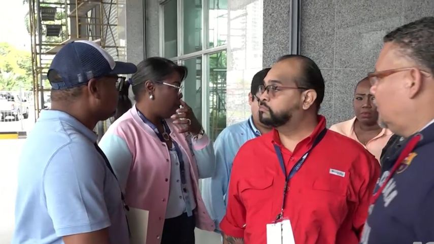 Funcionarios de la Asamblea Nacional.