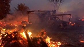 California, en estado de emergencia por incendio, ordena evacuación de 180.000 personas