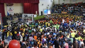 Centenares de jóvenes participan del Encuentro Juvenil Arquidiocesano 2019