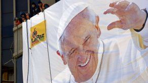 Pantallas gigantes para discurso del papa al Congreso Pantallas gigantes para discurso del papa al Congreso