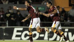 Estudiantes logra su primera victoria de la temporada