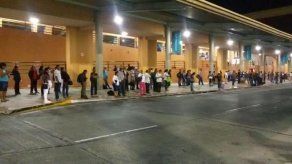 Caos en diversos puntos por paro de operadores del Metro Bus