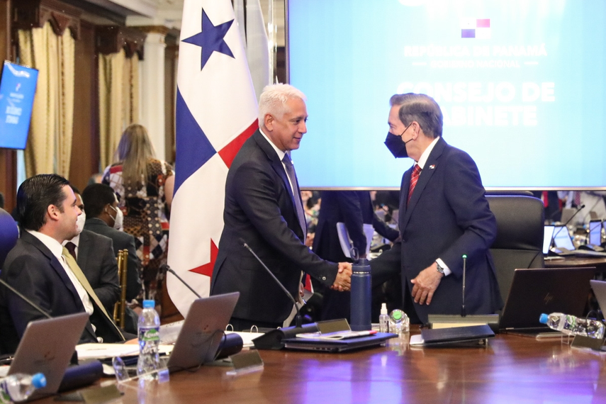 &nbsp;José Simpson Polo nuevo ministro de la presidencia junto al Presidente de la República Laurentino Cortizo