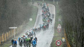 La París-Niza incluirá una crono y una llegada en alto