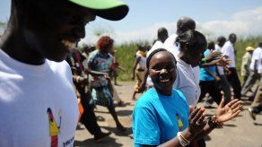 Refugiados sursudaneses correrán por la paz bajo la bandera olímpica