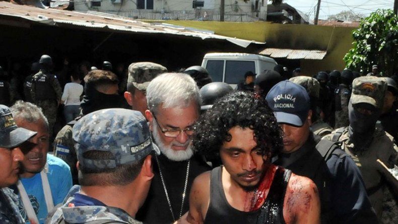 Tres muertos y 38 heridos en motín carcelario en Honduras