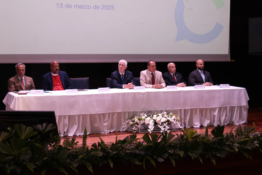 El Tribunal Electoral instala la comisión que reformará el Código Electoral.