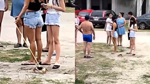 Mujer pasea su cangrejo