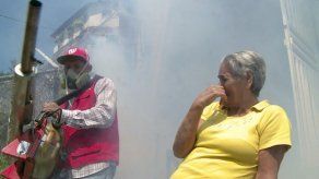 Ministra de Salud dice que hay 4.500 casos sospechosos de zika en Venezuela