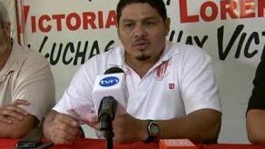 Impiden momentáneamente viaje de Saúl Méndez