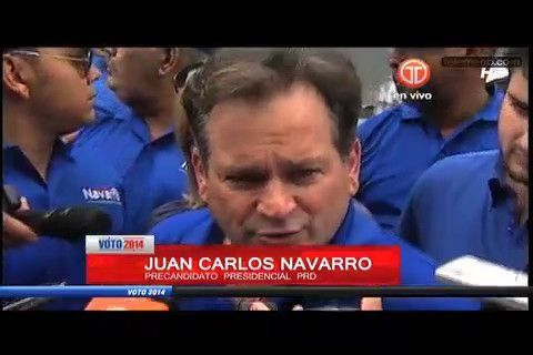 Navarro recibe apoyo de Cortizo y Lewis N. durante recorrido