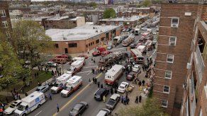Al menos 4 heridos graves tras descarrilarse tren en Queens