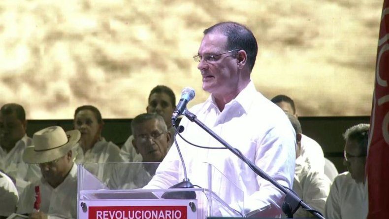 Entregan credenciales a miembros del CEN y autoridades del PRD