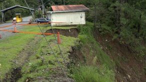 Deslizamiento de tierra preocupa a residentes de Hornito