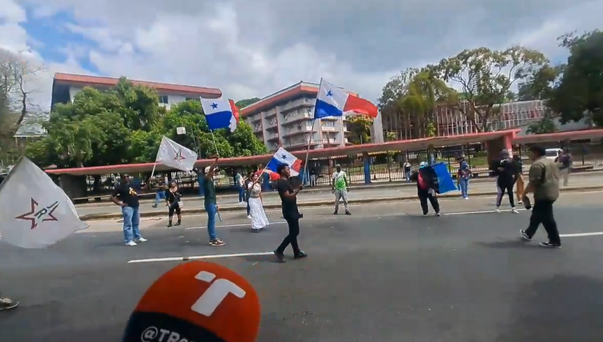Universidad de Panamá: expulsión o despido