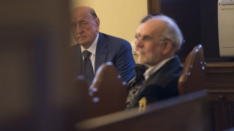 Inicia juicio contra exdirector del banco del Vaticano por malversación y lavado de dinero