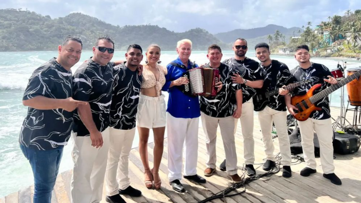 Ulpiano Vergara estrenará dos videos en vivo este jueves