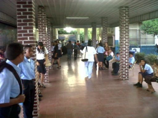 Ministra de MEDUCA habla sobre año escolar y acreditaciones