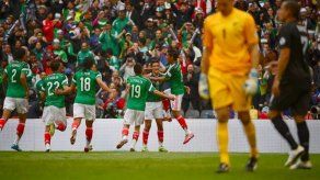 México golea 5-1 a Nueva Zelanda y se hace con medio boleto al Mundial