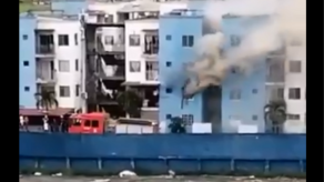 Bomberos extinguen incendio en torre de Renovación Curundú