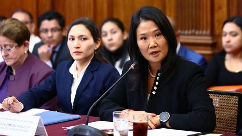 Keiko Fujimori niega en el Congreso haber recibido dinero de Odebrecht