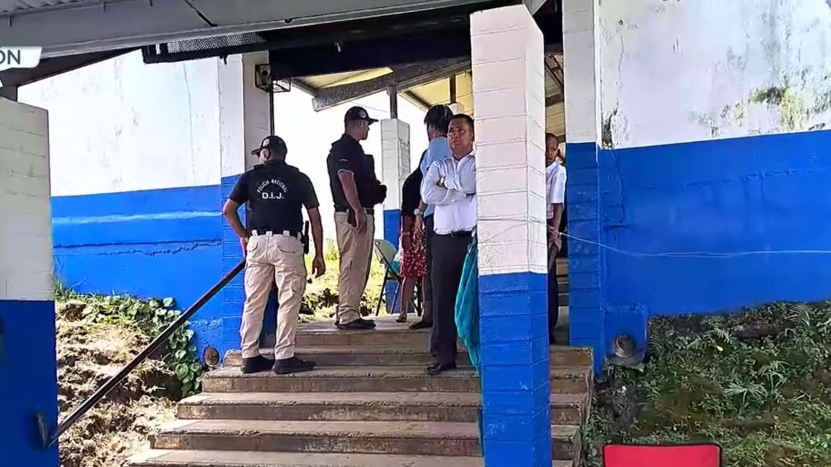 Estudiante resulta herido en una escuela de Colón. Estudiante resulta herido en una escuela de Colón.