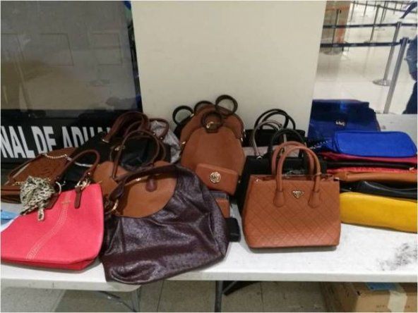 Retienen carteras presuntamente falsificadas en Aeropuerto de Tocumen y Veraguas