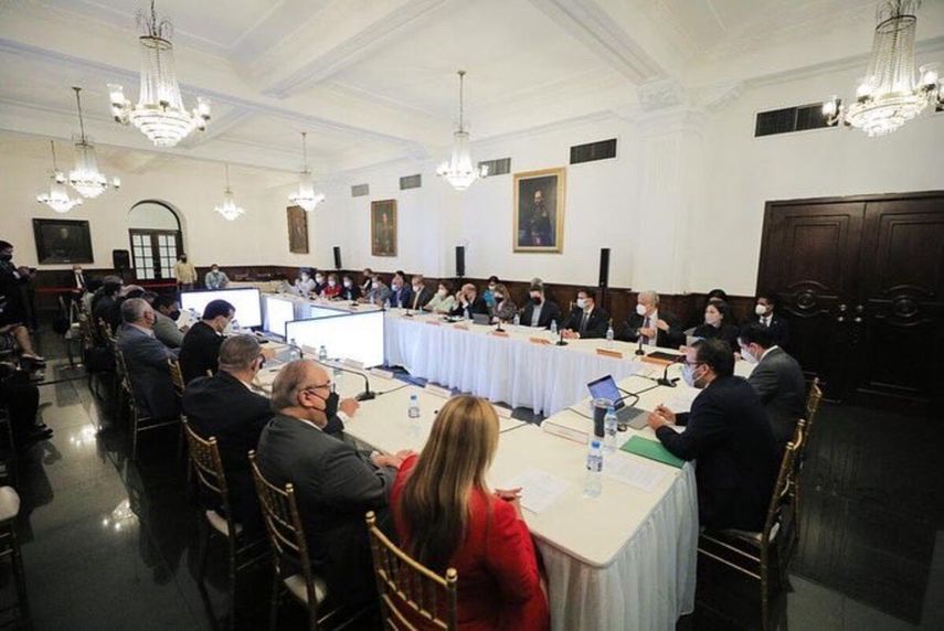 La primera cotización en línea será para abastecer medicamentos para pacientes hipertensos y con diabetes.