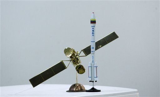 Venezuela lanza satélite con ayuda china