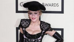 Madonna aún lucha por demostrar que puede ser sexy e inteligente