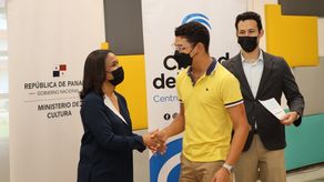 MiCultura entrega fondos a emprendedores del programa Crea en Panamá