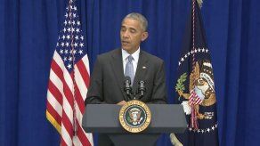 Obama pide a estadounidenses no sucumbir al miedo