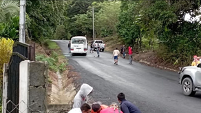 Incidente entre manifestantes y trabajador de Minera Panamá en Coclecito Incidente entre manifestantes y trabajador de Minera Panamá en Coclecito