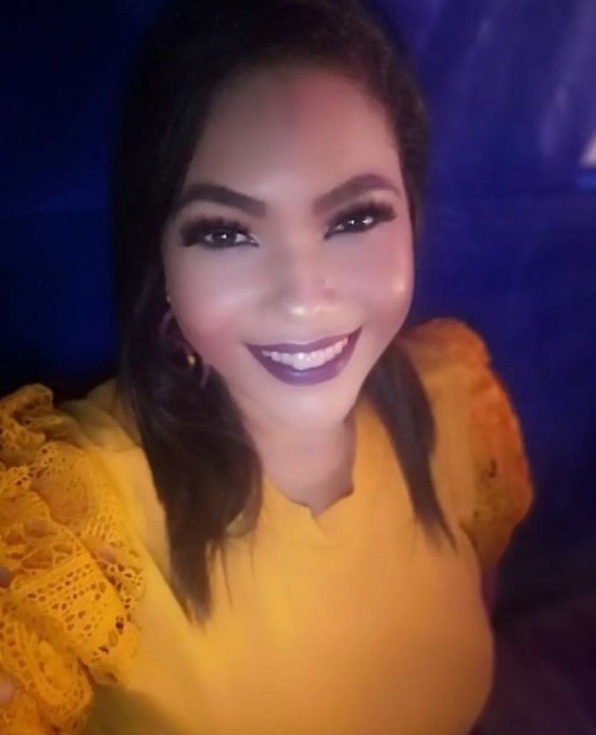 Angélica De La Cruz recibe reconocimiento del Festival de la Cumbia Chorrerana