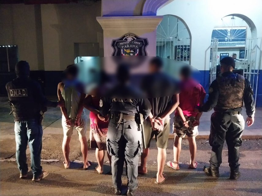 En 24 horas Policía incauta más de 2mil paqutes de droga