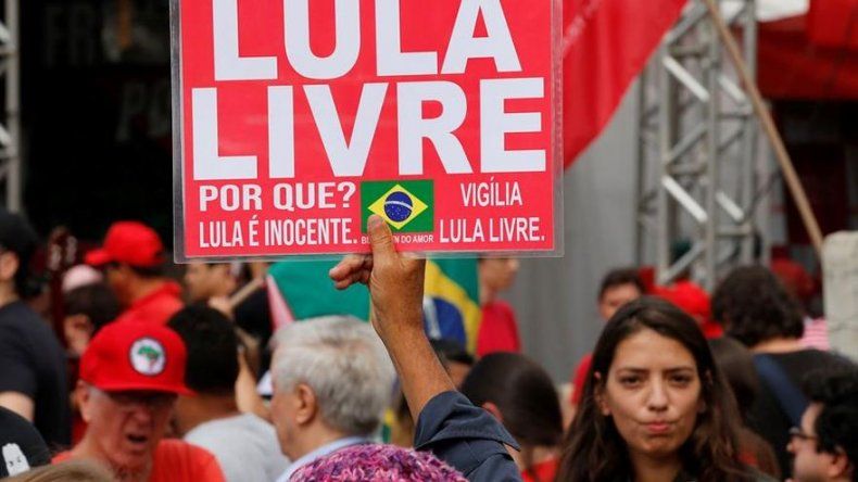 Justicia brasileña autoriza la liberación de Lula da Silva