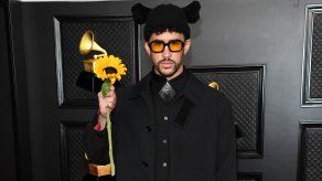 Bad Bunny se apunta a la moda de los croptops para hombres