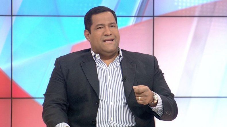 No se puede tener un pie en el PRD y uno en el CD, el que esté en ese juego se va a ir, Pitty