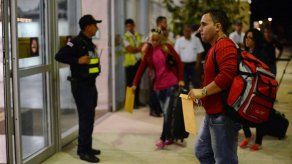 El Salvador busca garantizar derechos de migrantes en EE.UU. con Trump