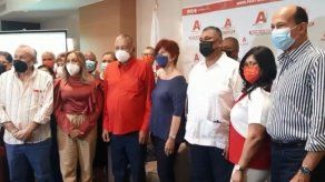 Reunión entre miembros de Cambio Democrático y del Partido Alianza.