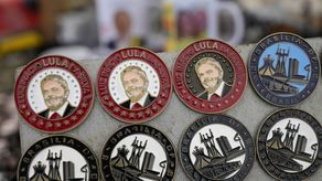 El izquierdista superó al presidente de ultraderecha de Brasil Jair Bolsonaro en el balotaje del 30 de octubre por menos de dos puntos porcentuales.&nbsp;