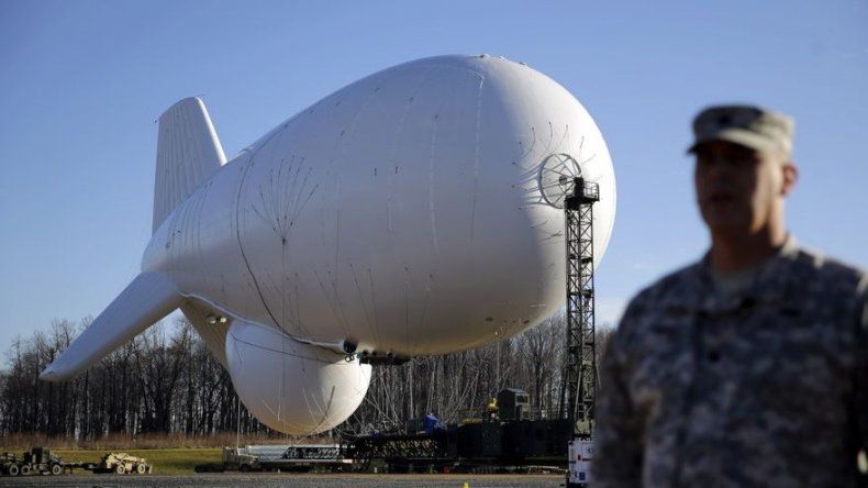 Lanzan segundo dirigible en prueba de defensa de misiles