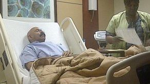 El salsero Oscar DLeon se recupera tras perder la visión de un ojo