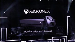 Microsoft desafía a Sony con su poderoso nuevo Xbox One X