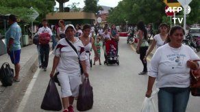 Colombia dice que más de 35.000 venezolanos han pasado la frontera