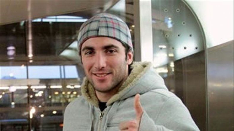 Higuaín en duda para el duelo ante Chile por un traumatismo