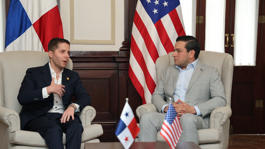 Alcalde Mayer Mizrachi se reúne con el embajador de Estados Unidos.