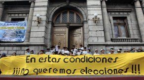 Comisión que investiga a Pérez Molina seguirá su labor pese a amenazas