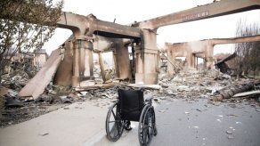 Ladrones en silla de ruedas y en bicicleta roban carro de valores en Bogotá